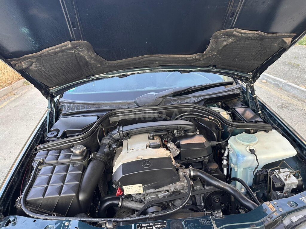 Mercedes C 180