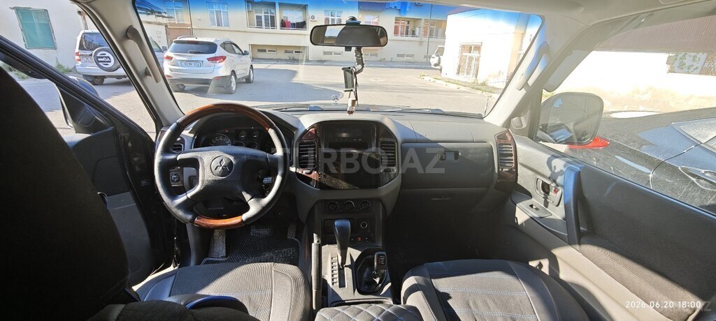 Mitsubishi Pajero