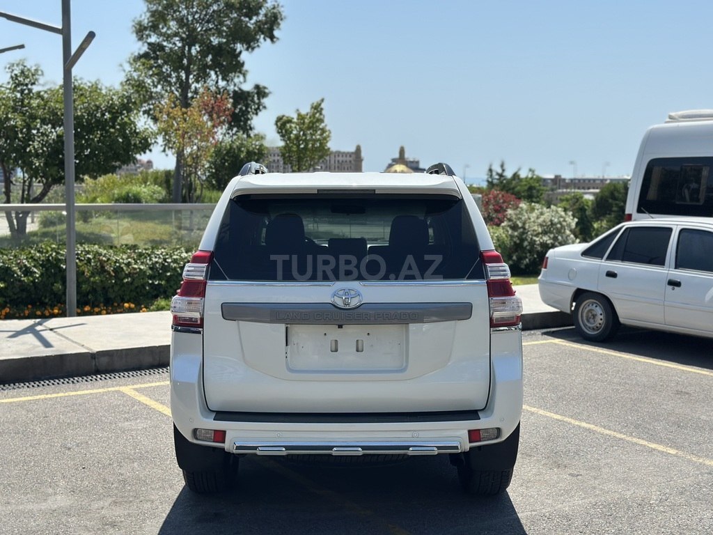 Toyota Land Cruiser Prado
