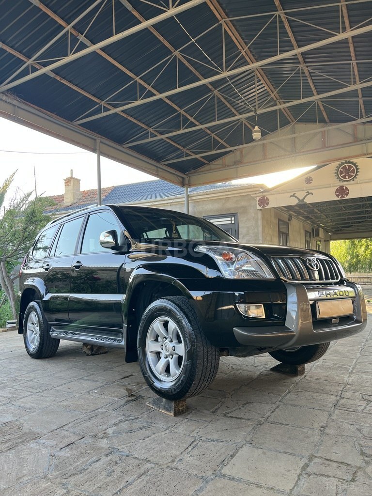 Toyota Land Cruiser Prado