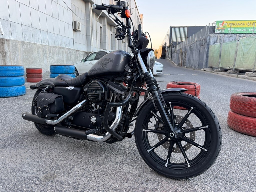 Harley-Davidson XL883N Sportster Iron 883