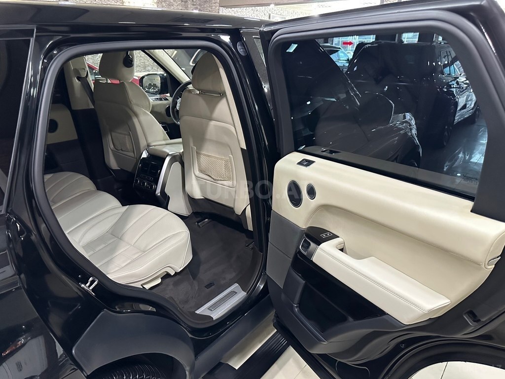 Land Rover RR Sport