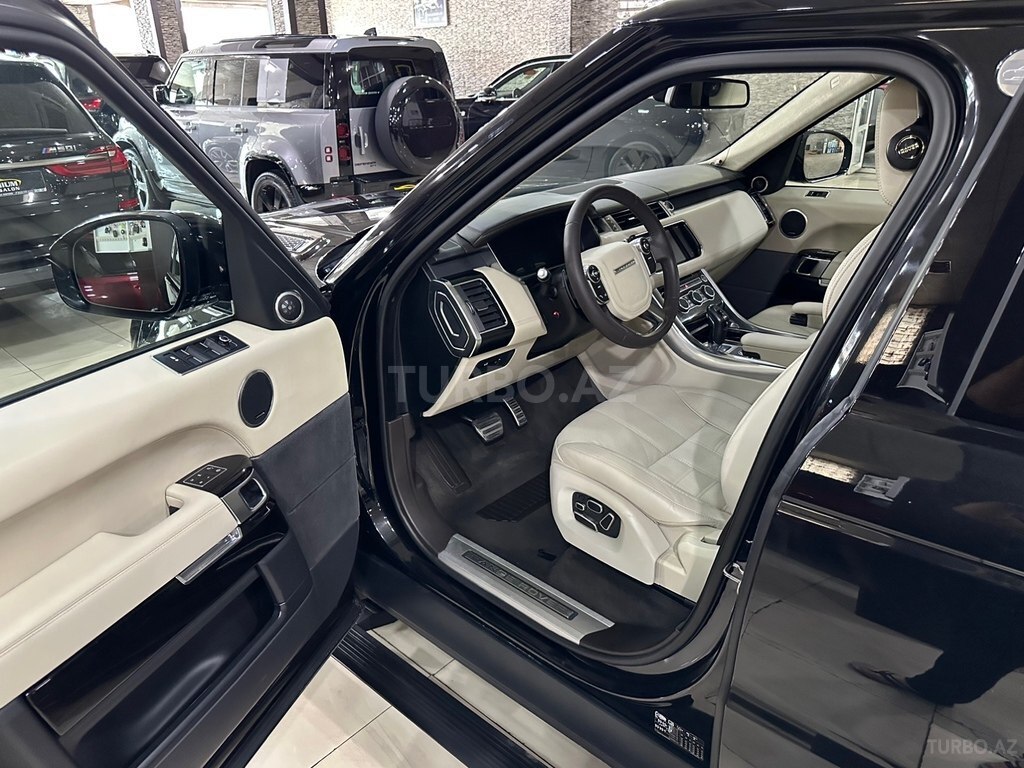 Land Rover RR Sport