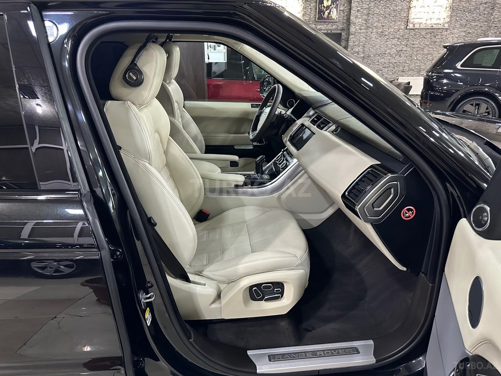 Land Rover RR Sport