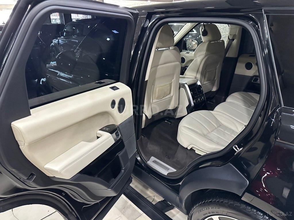 Land Rover RR Sport