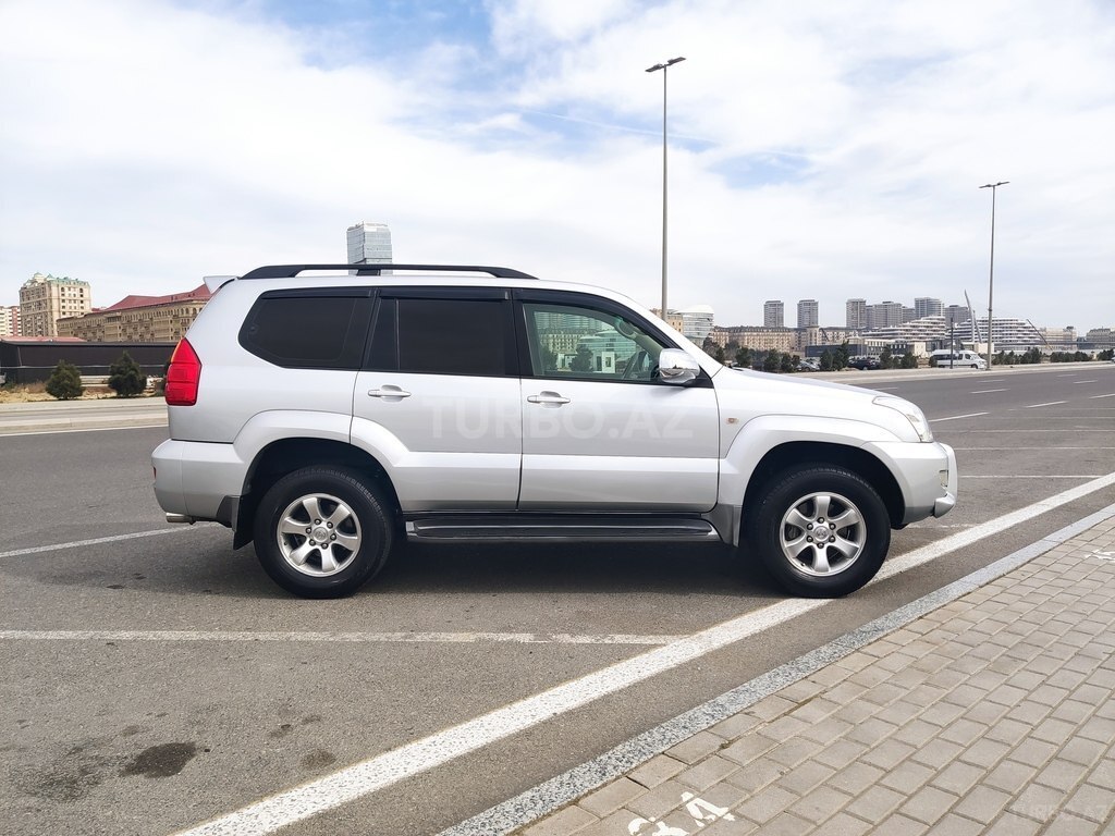 Toyota Land Cruiser Prado