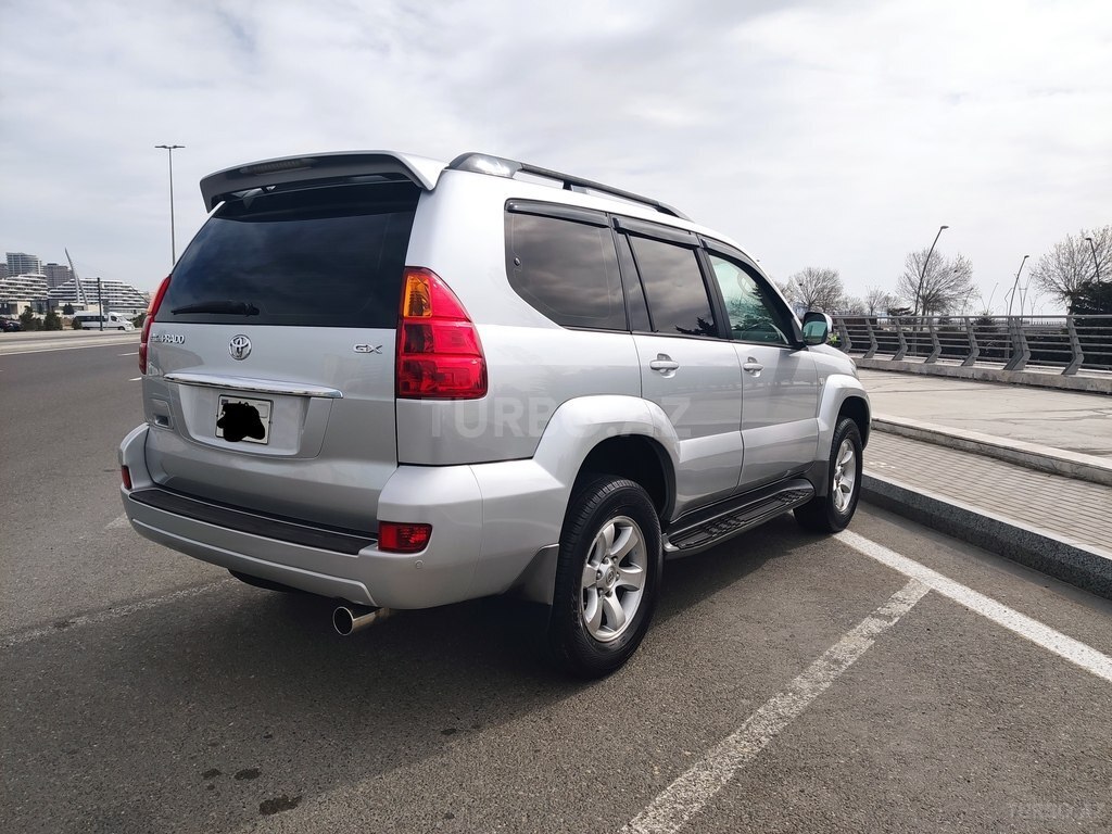 Toyota Land Cruiser Prado
