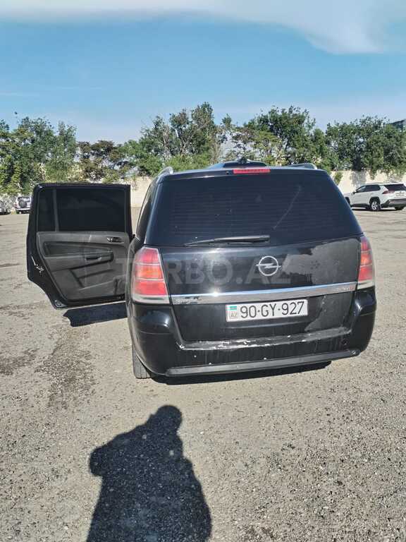 Opel Zafira