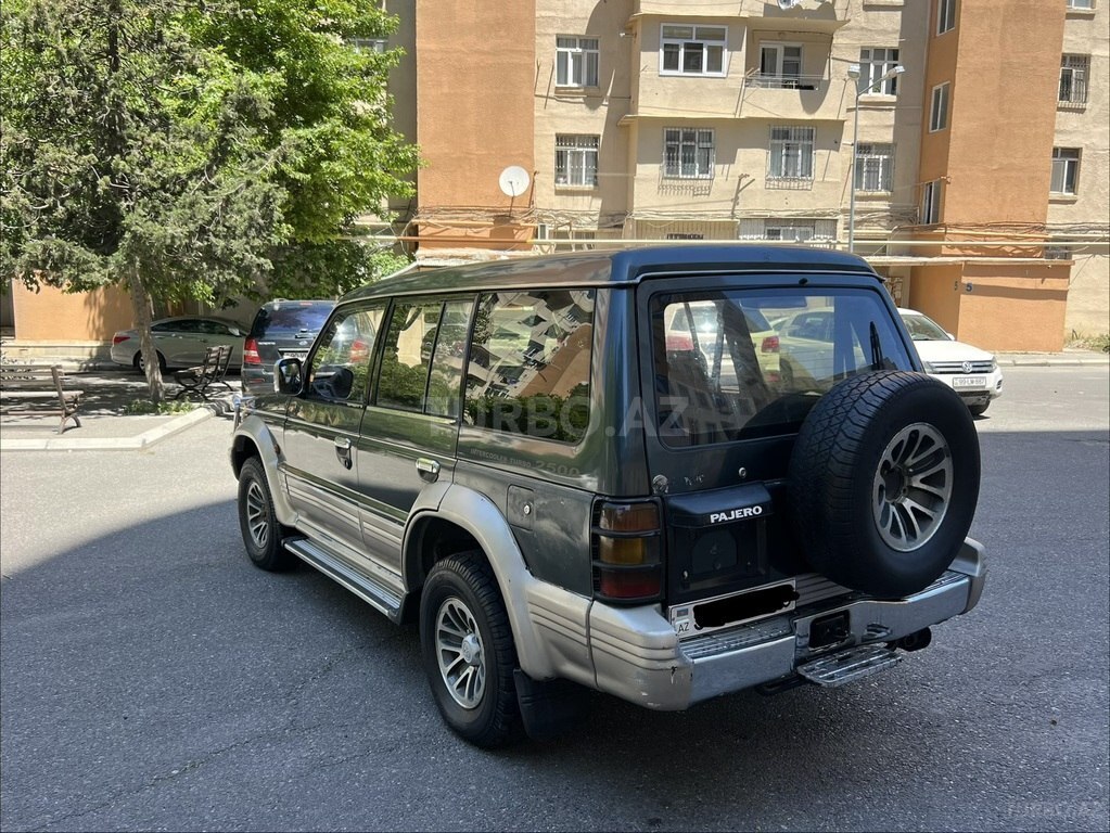 Mitsubishi Pajero