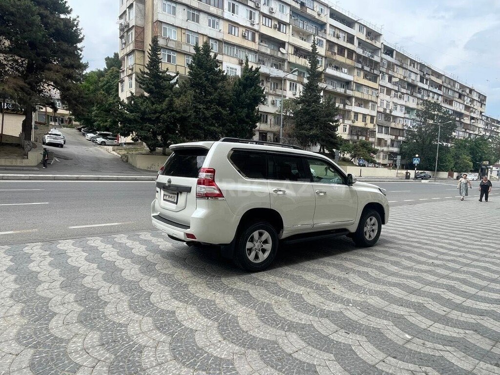 Toyota Land Cruiser Prado