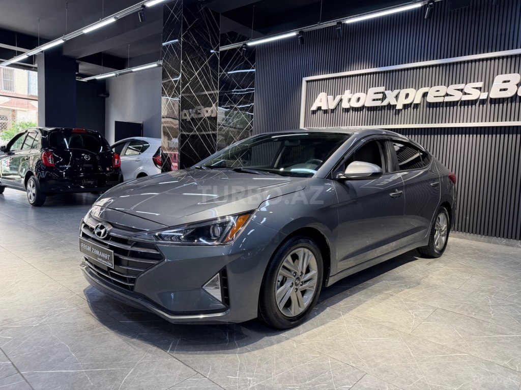 Hyundai Elantra
