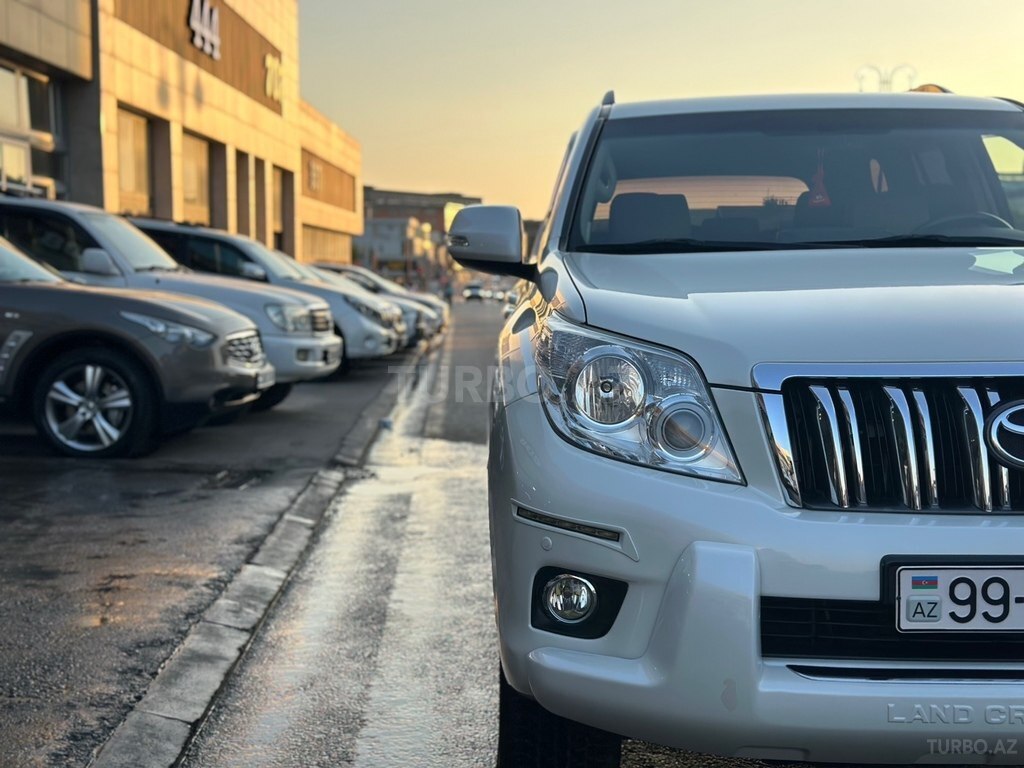 Toyota Land Cruiser Prado