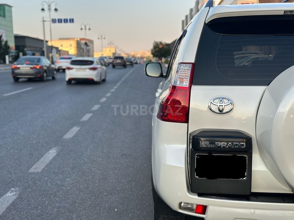 Toyota Land Cruiser Prado