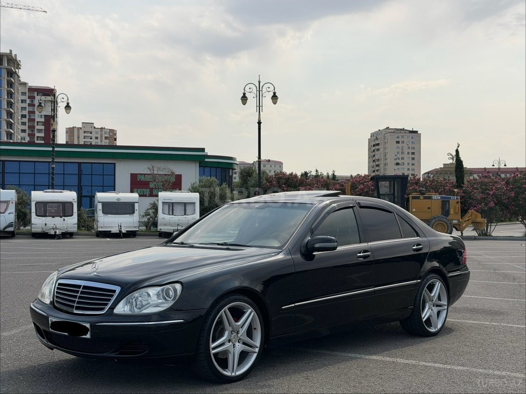 Mercedes S 320