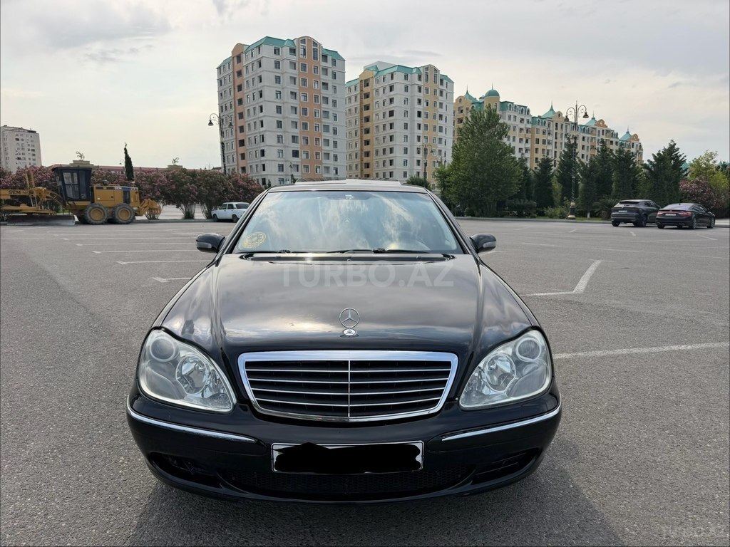 Mercedes S 320