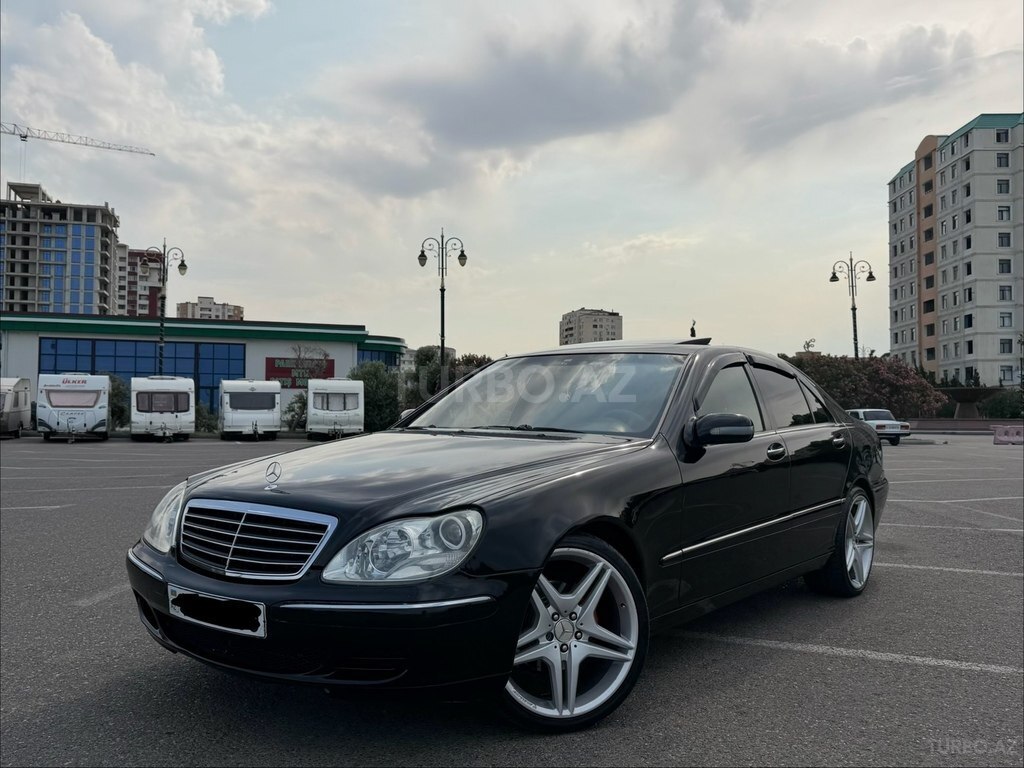 Mercedes S 320