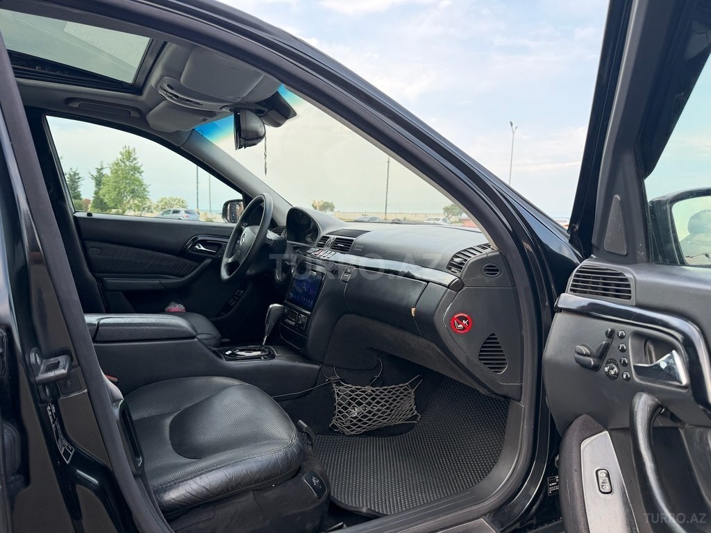 Mercedes S 320