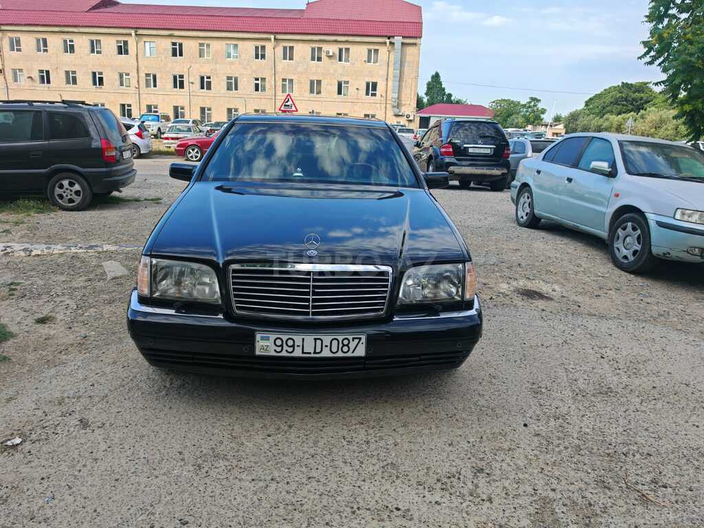 Mercedes S 300