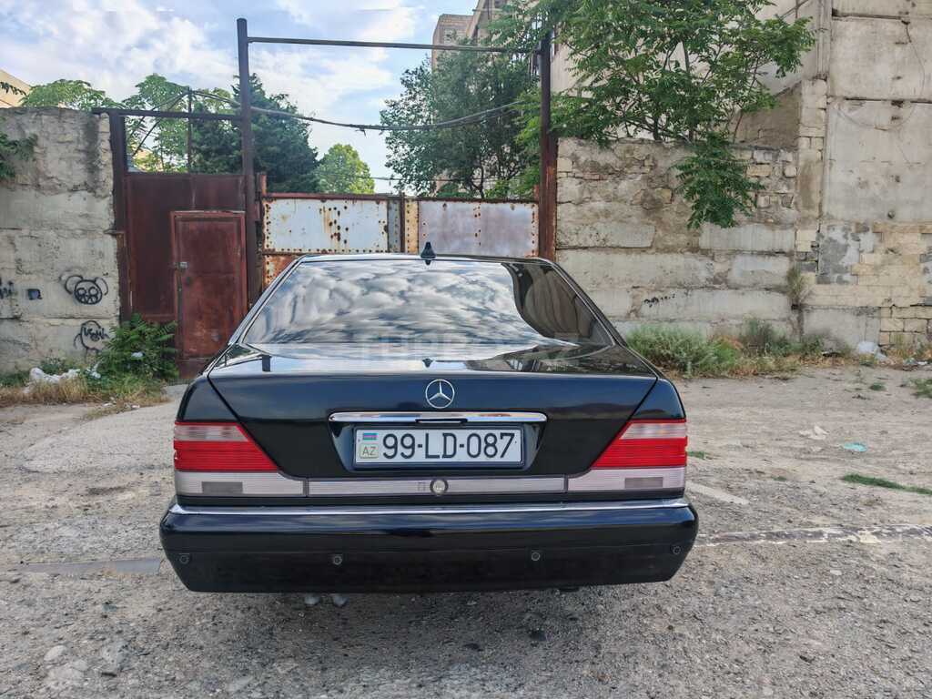 Mercedes S 300