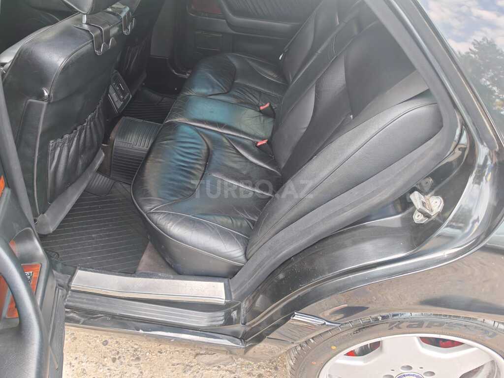 Mercedes S 300