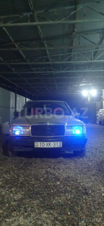 Mercedes 190