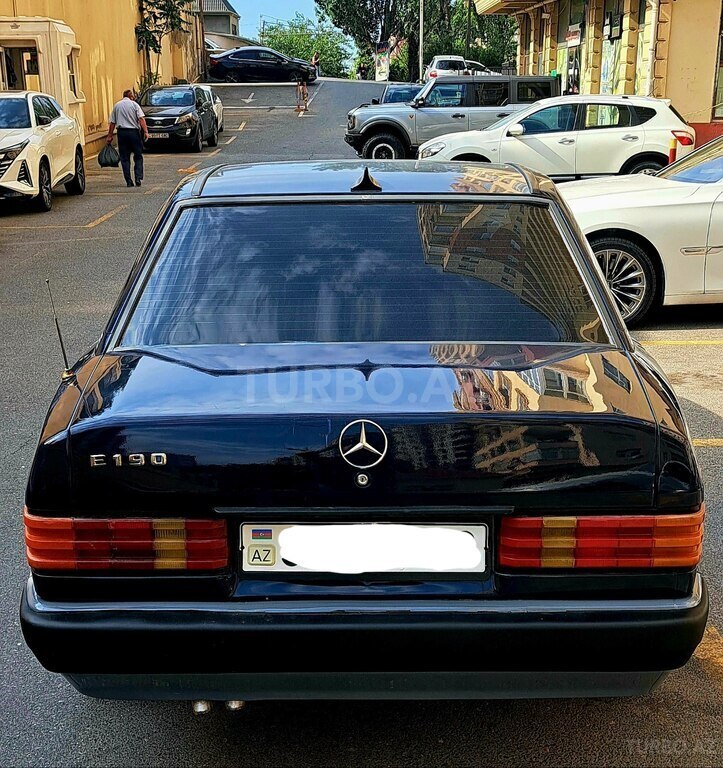 Mercedes 190