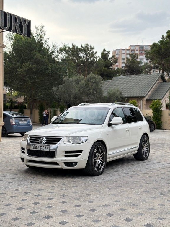 Volkswagen Touareg