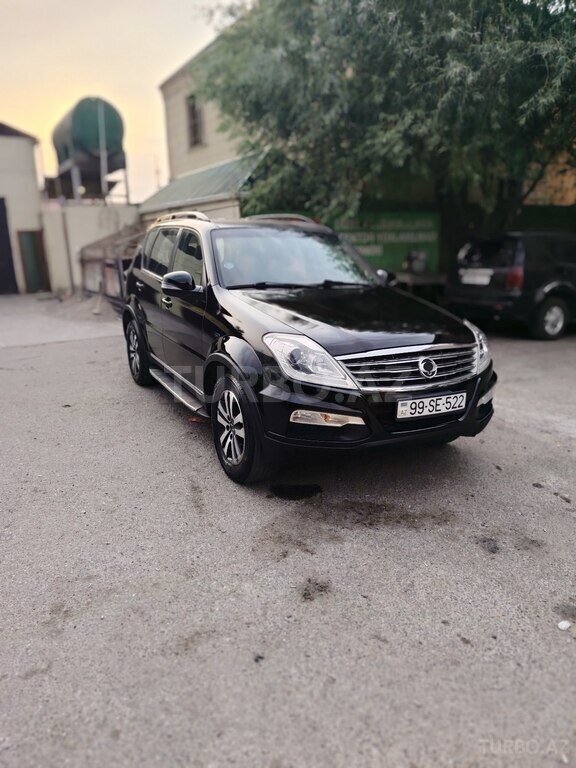 Ssang Yong Rexton