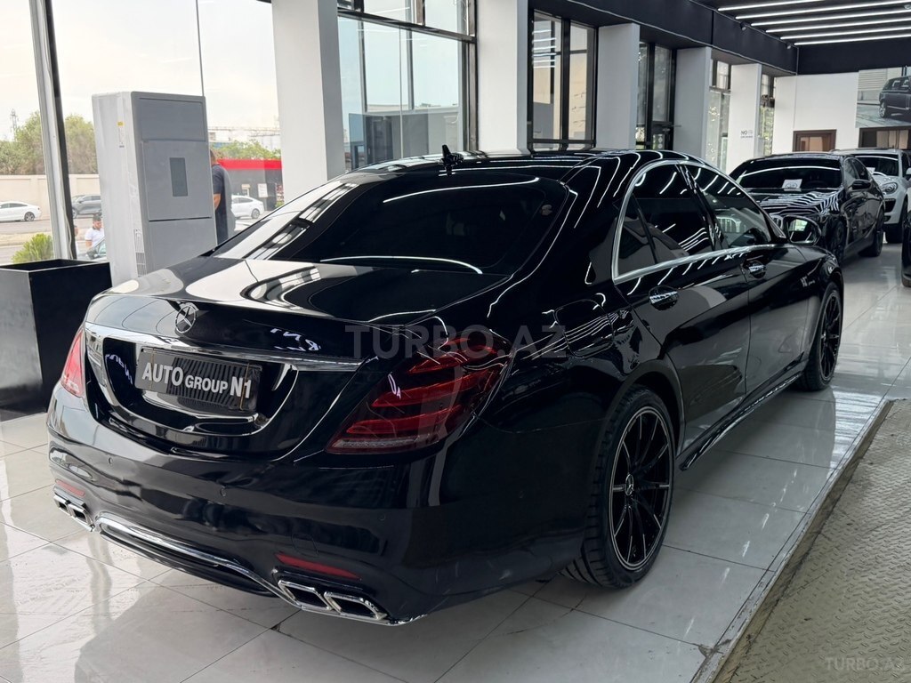 Mercedes S 400 d