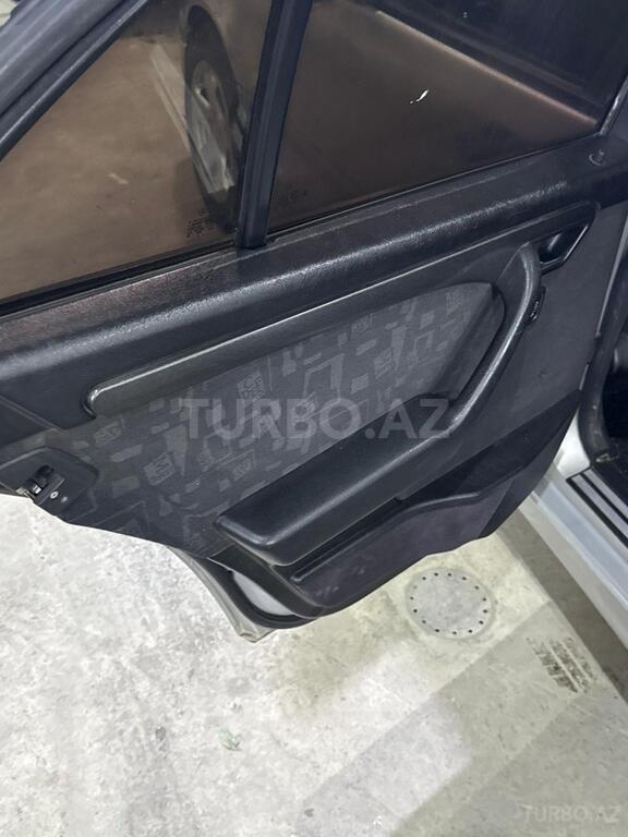 Mercedes C 200