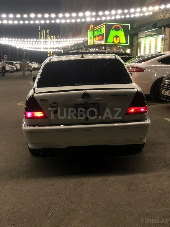 Mercedes C 230
