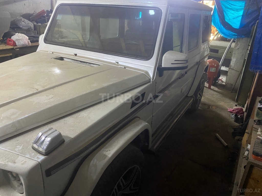 Mercedes G 500
