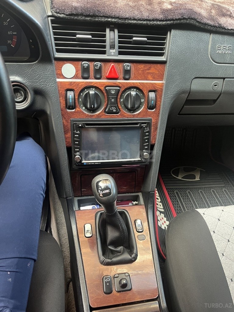 Mercedes C 180