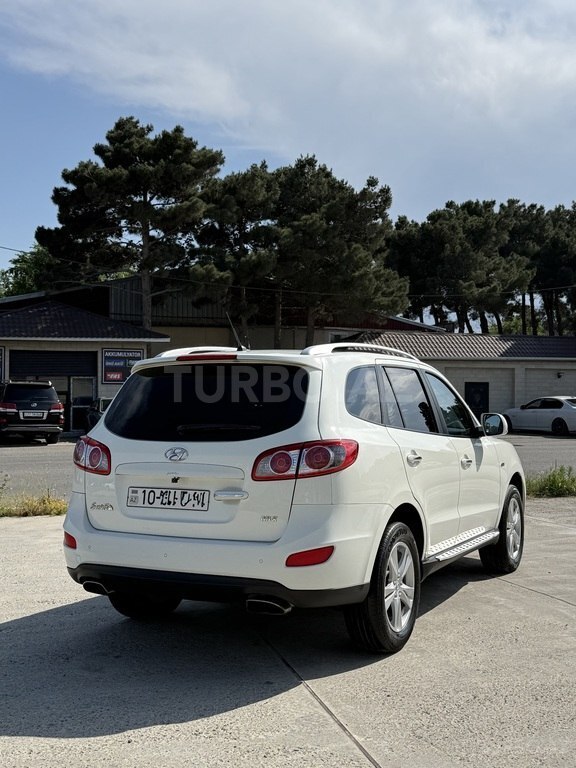 Hyundai Santa Fe