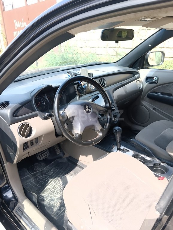 Mitsubishi Airtrek