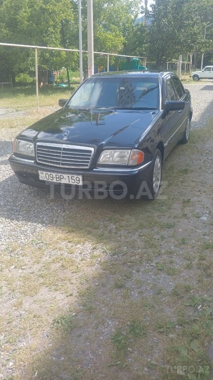Mercedes C 230