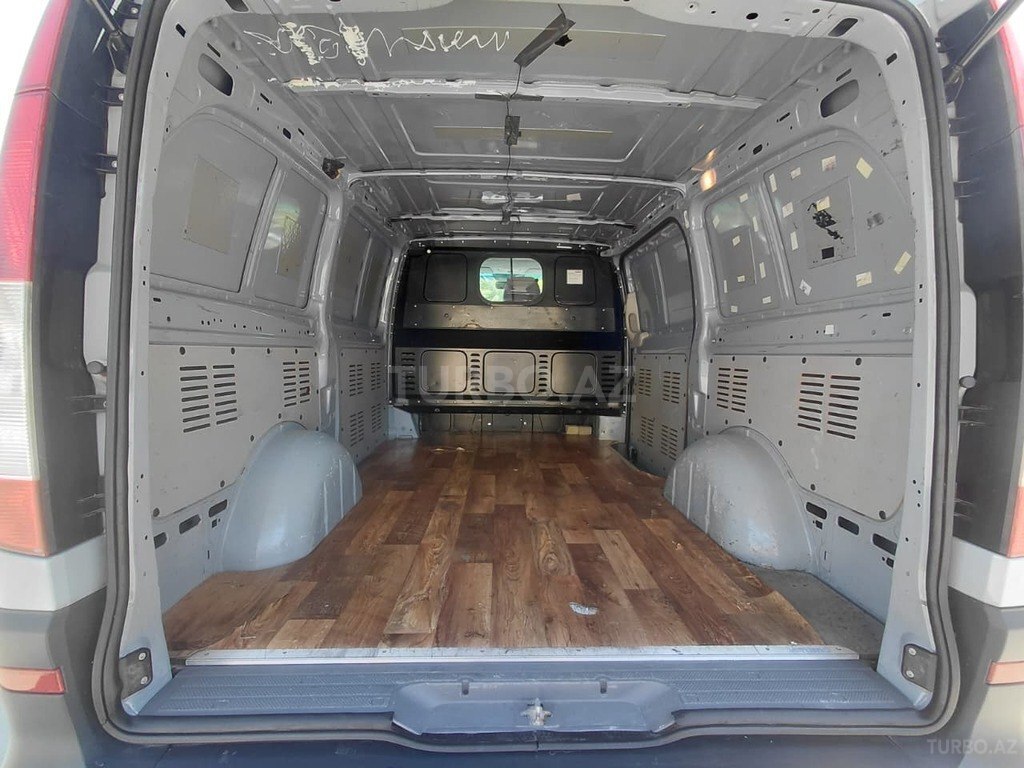 Mercedes Vito 115