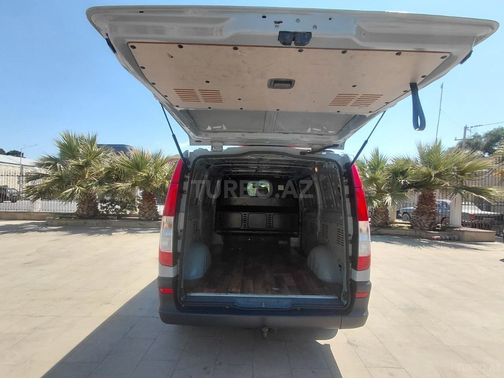 Mercedes Vito 115