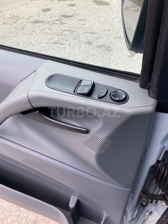 Mercedes Vito 115