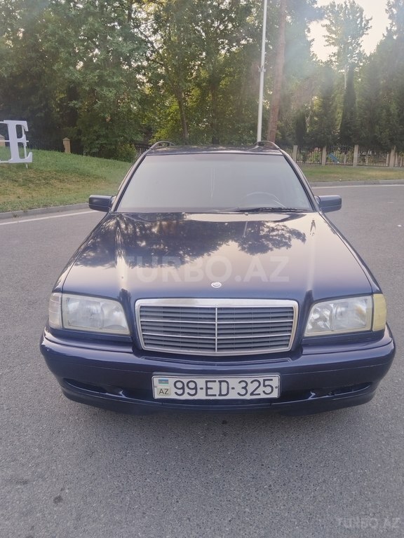 Mercedes C 200
