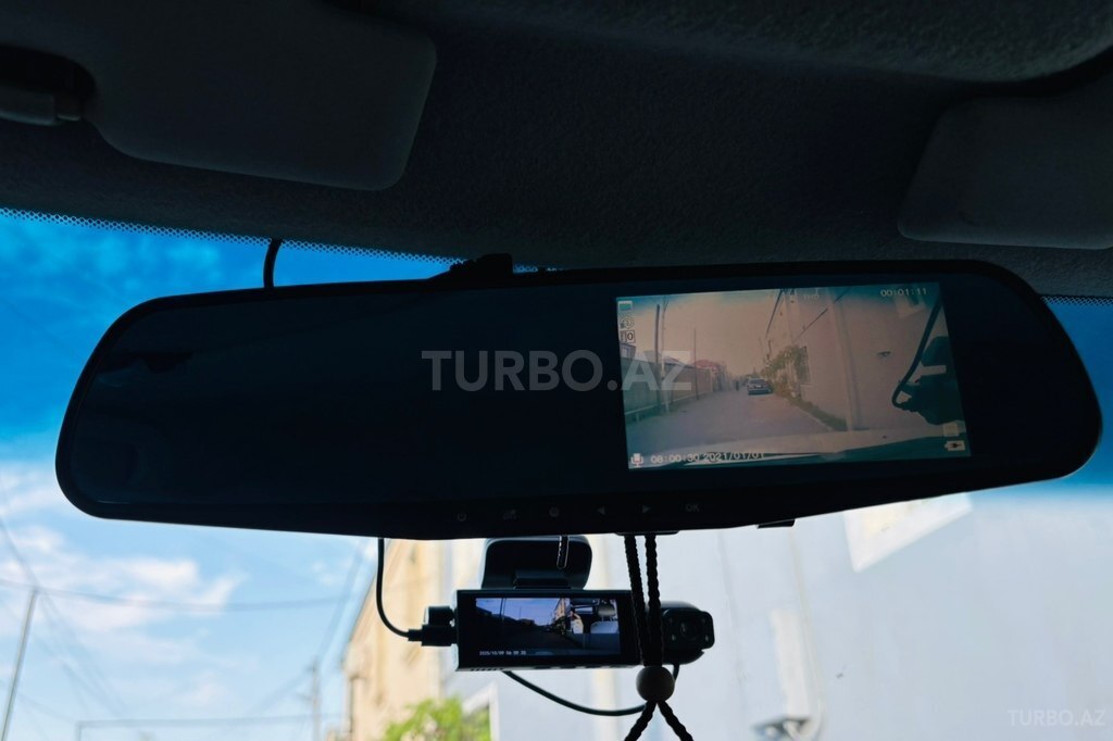 Mitsubishi Airtrek