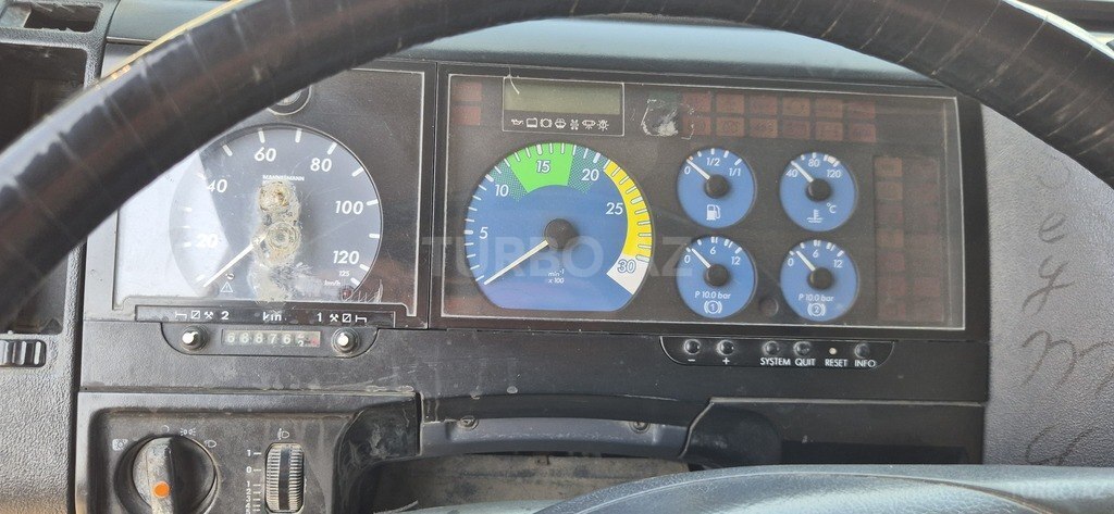 Mercedes Atego 812