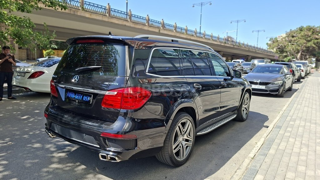 Mercedes GL 500 4MATIC