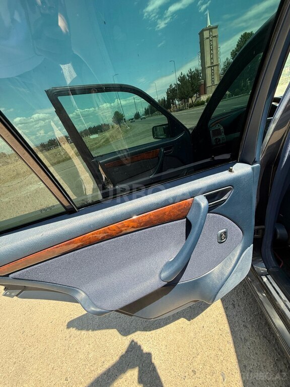 Mercedes C 180
