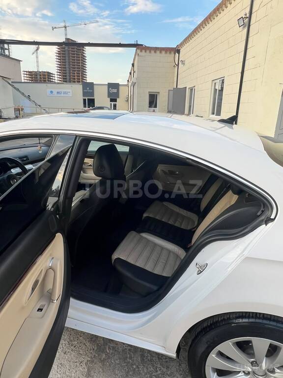 Volkswagen Passat CC