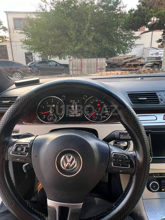 Volkswagen Passat CC