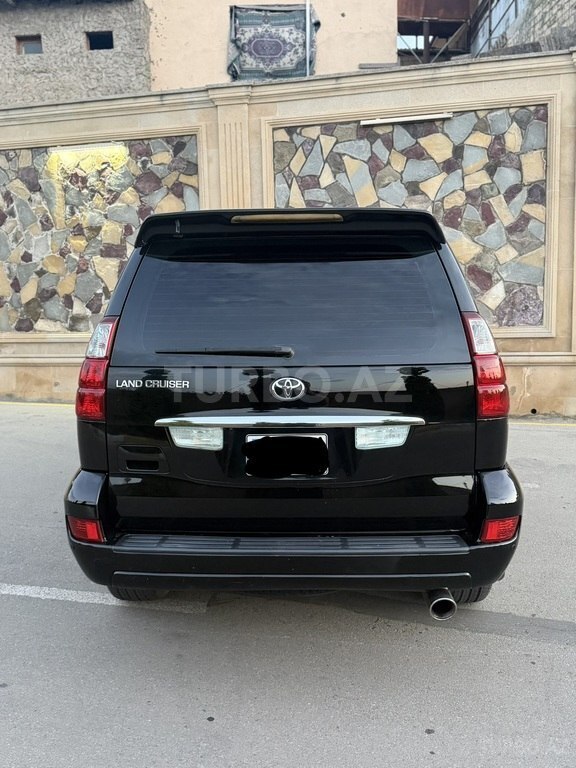 Toyota Land Cruiser Prado