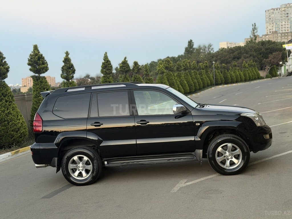 Toyota Land Cruiser Prado