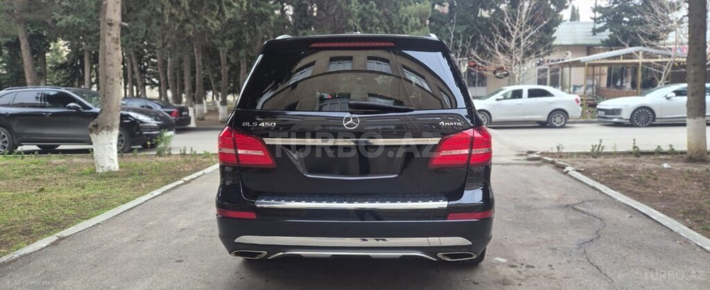 Mercedes GLS 450 4MATIC