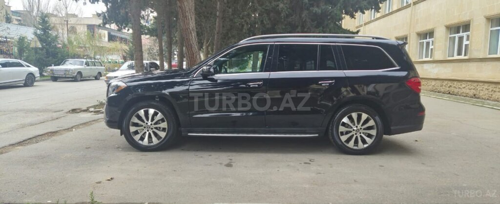 Mercedes GLS 450 4MATIC